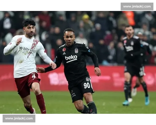 官宣!多伦多提前两年解约 34 岁意大利锋霸:薪资空间腾挪背后的重建信号